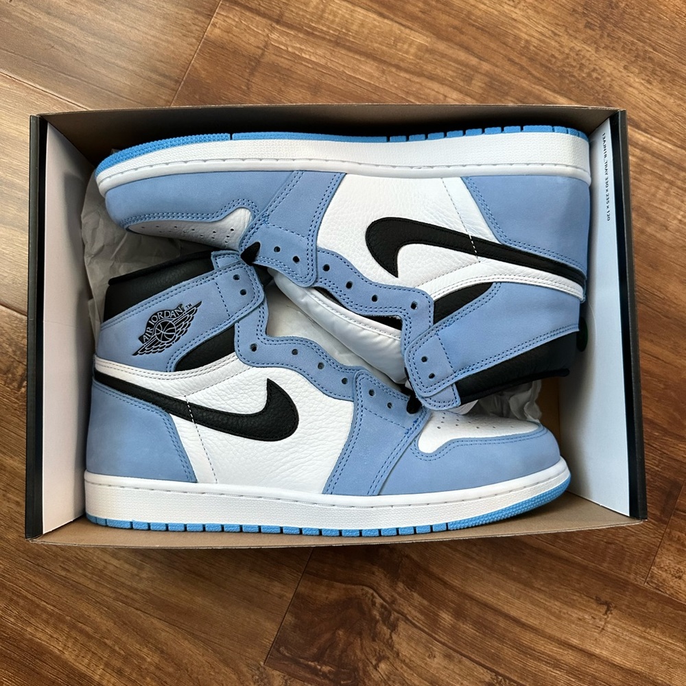 (SOLD) Jordan 1 University Blue